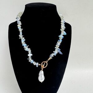 DENKAYS.CALI STATMENT NECKLACE